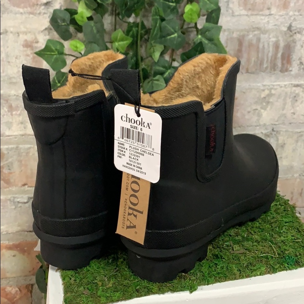 NWT Chooka Plush Chelsea Short Rainboot Black - Picture 4 of 6